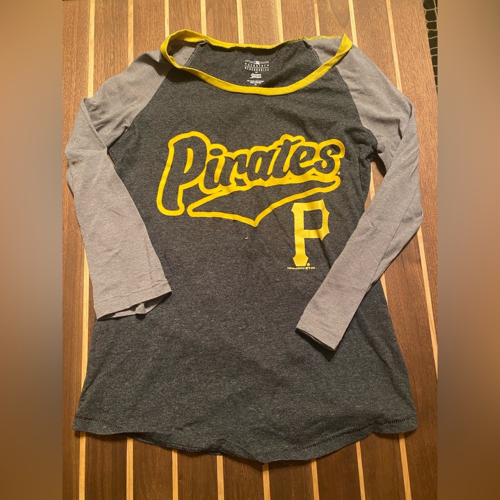 Pittsburgh Pirates Tee